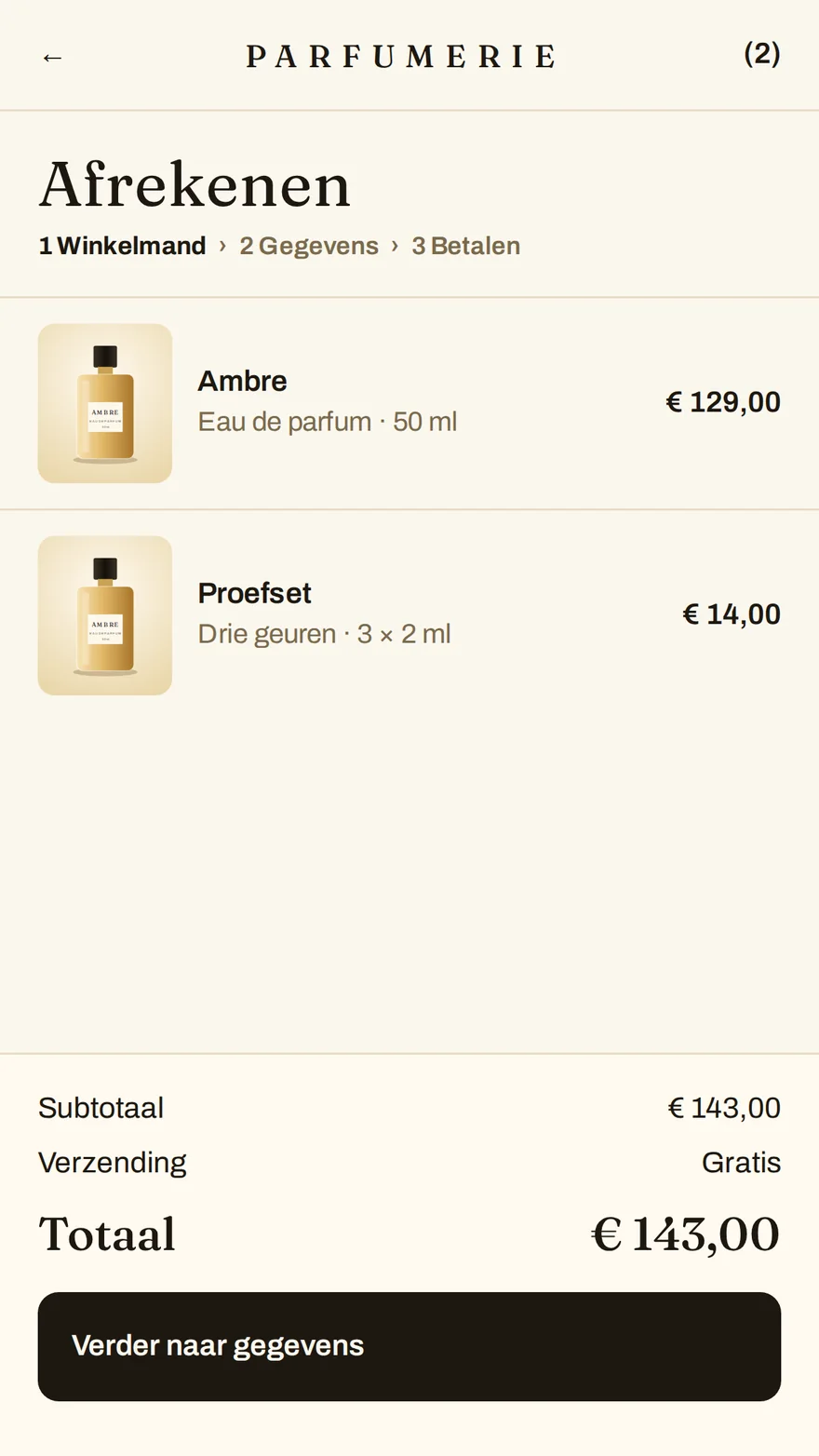 Studio-project: mobiele checkout van de parfumwebshop met de stappen winkelmand, gegevens en betalen, twee producten, het totaal en de knop “Verder naar gegevens” (voorbeelddata)